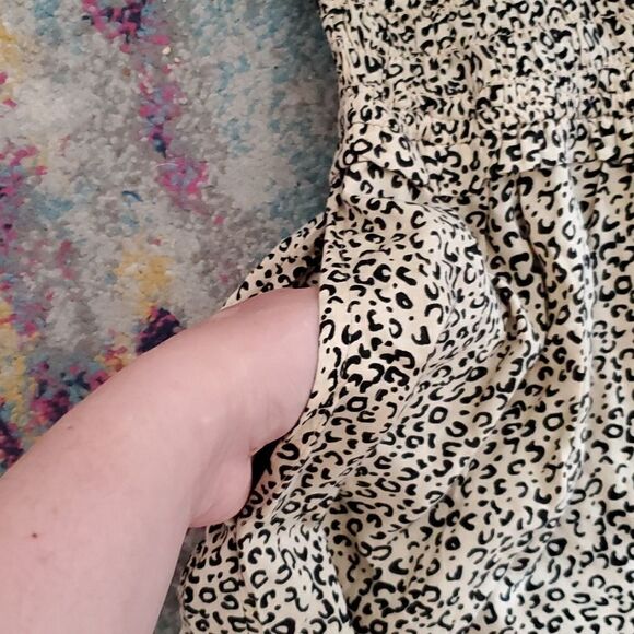 Jessica Simpson Romper in Leapord Print Size S - Picture 5 of 9